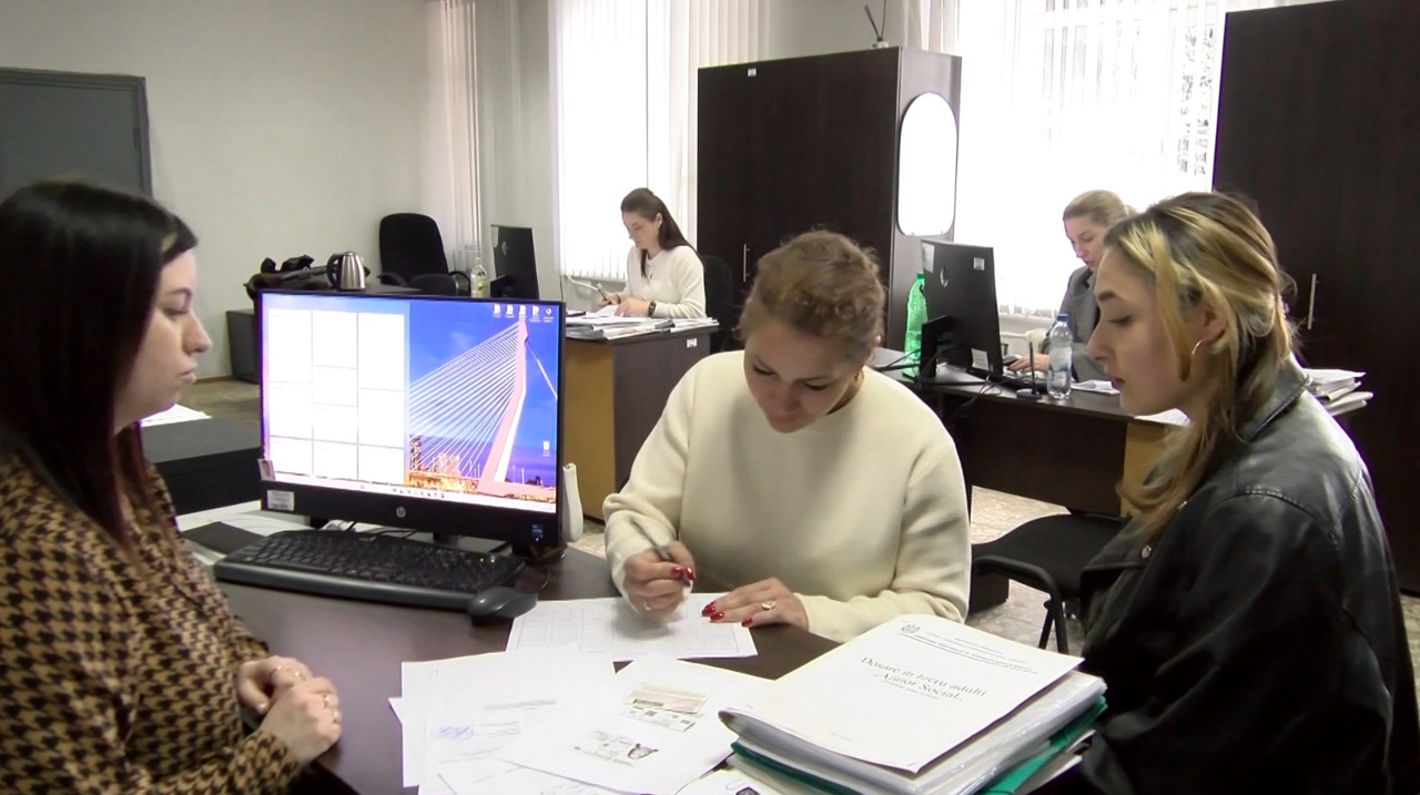 Mediatorii comunitari din Soroca, alături de persoanele de etnie romă