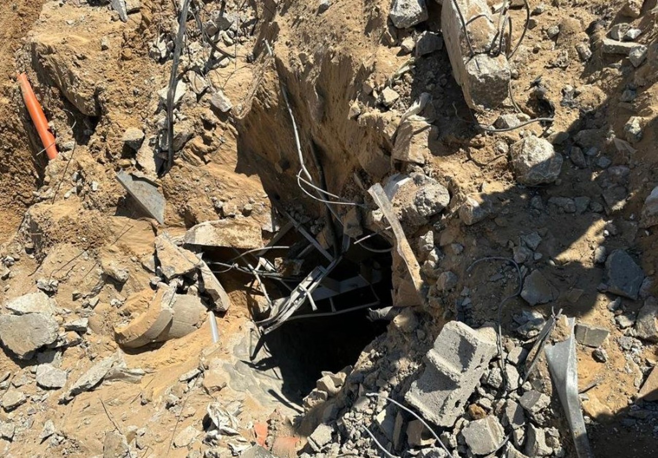 IDF says it has found Hamas tunnel shaft at al-Shifa hospital in Gaza