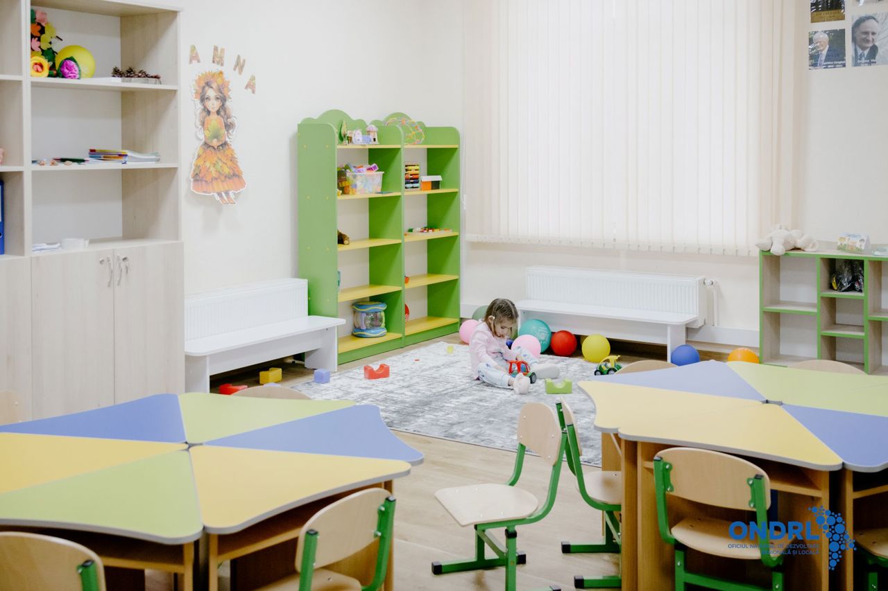 ȘAPTE grupe de creșă și 114 blocuri sanitare renovate în 2025. Peste 970 de proiecte continuă în 2026