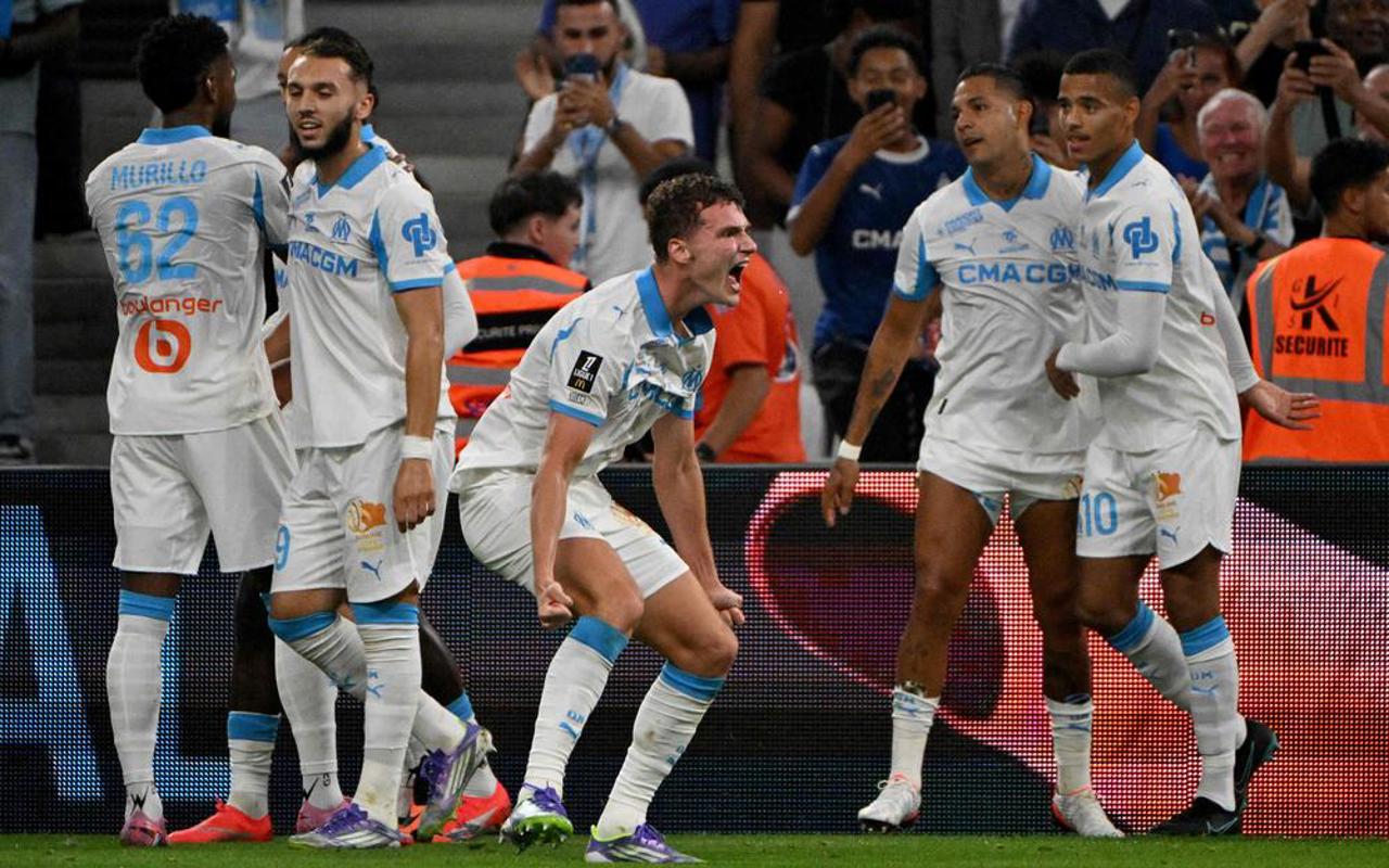 Olympique Marsilia a învins acasă în campionat pe Paris Saint-Germain după aproape 15 ani 