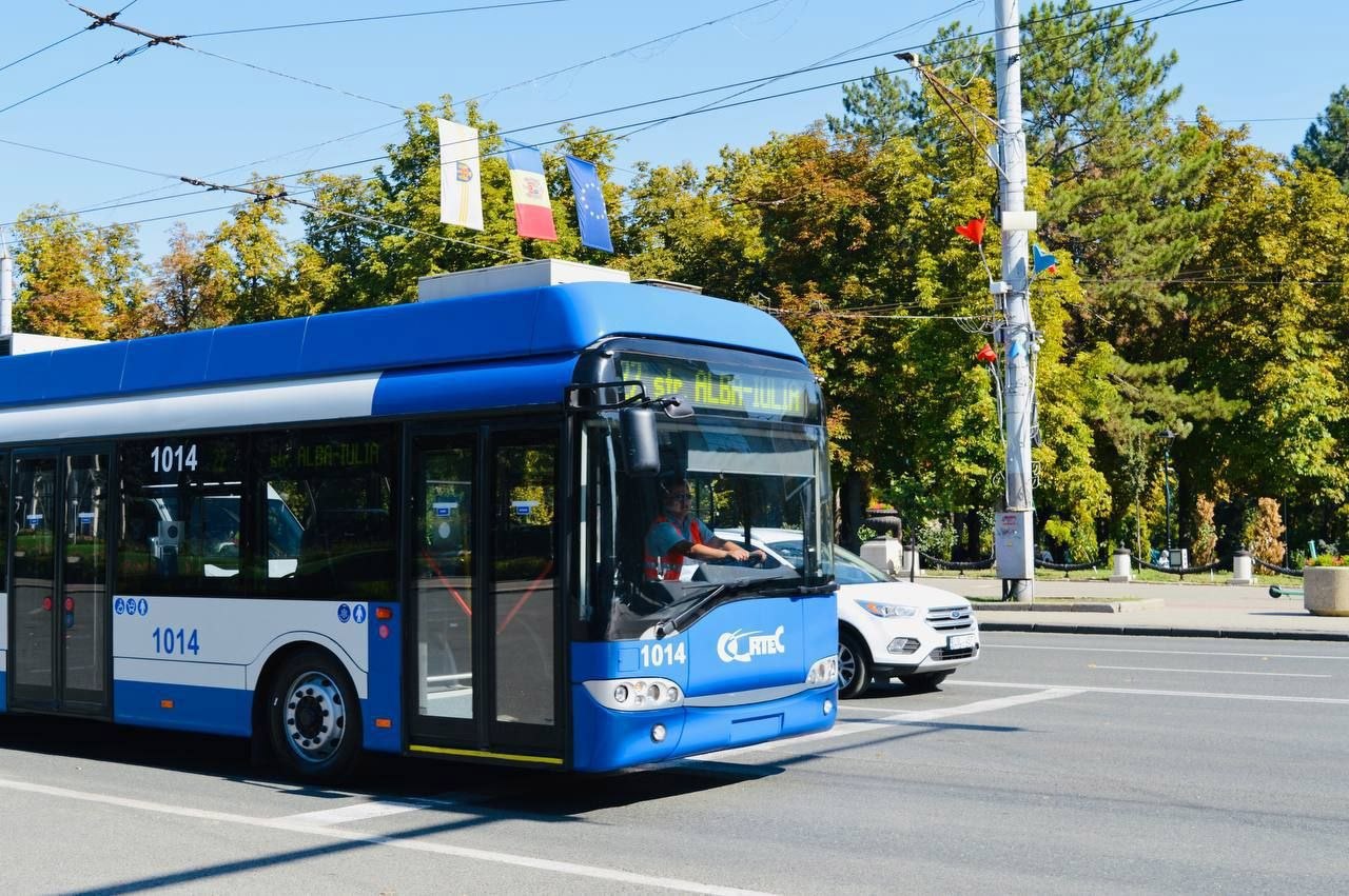 Atenție, șoferi! Restricții de circulație pe unele străzi din centrul Chișinăului 