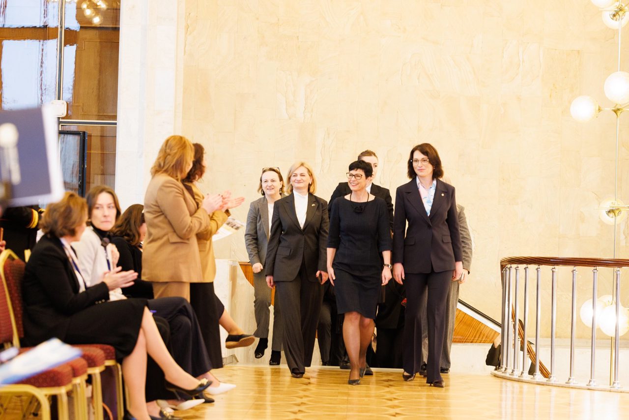 UE recomandă R. Moldova să utilizeze procesul de aderare ca oportunitate de eliminare a discriminărilor privind egalitatea salarială de gen