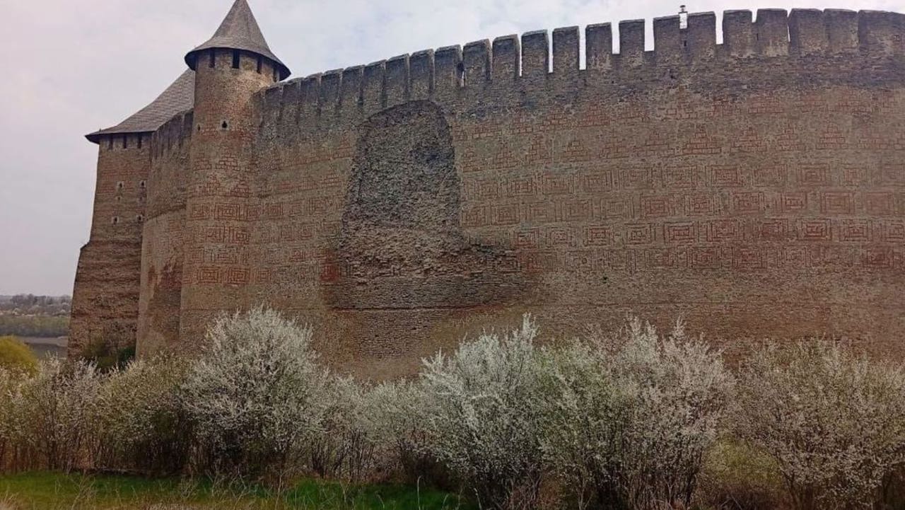 O parte din zidul Cetății Hotin s-a prăbușit: Nu există victime