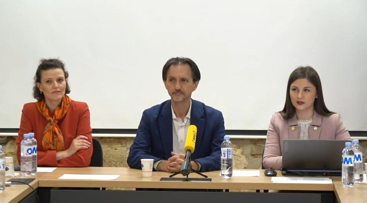 Tarife majorate și costuri ascunse: Cum pot fi protejați consumatorii de telefonie și internet