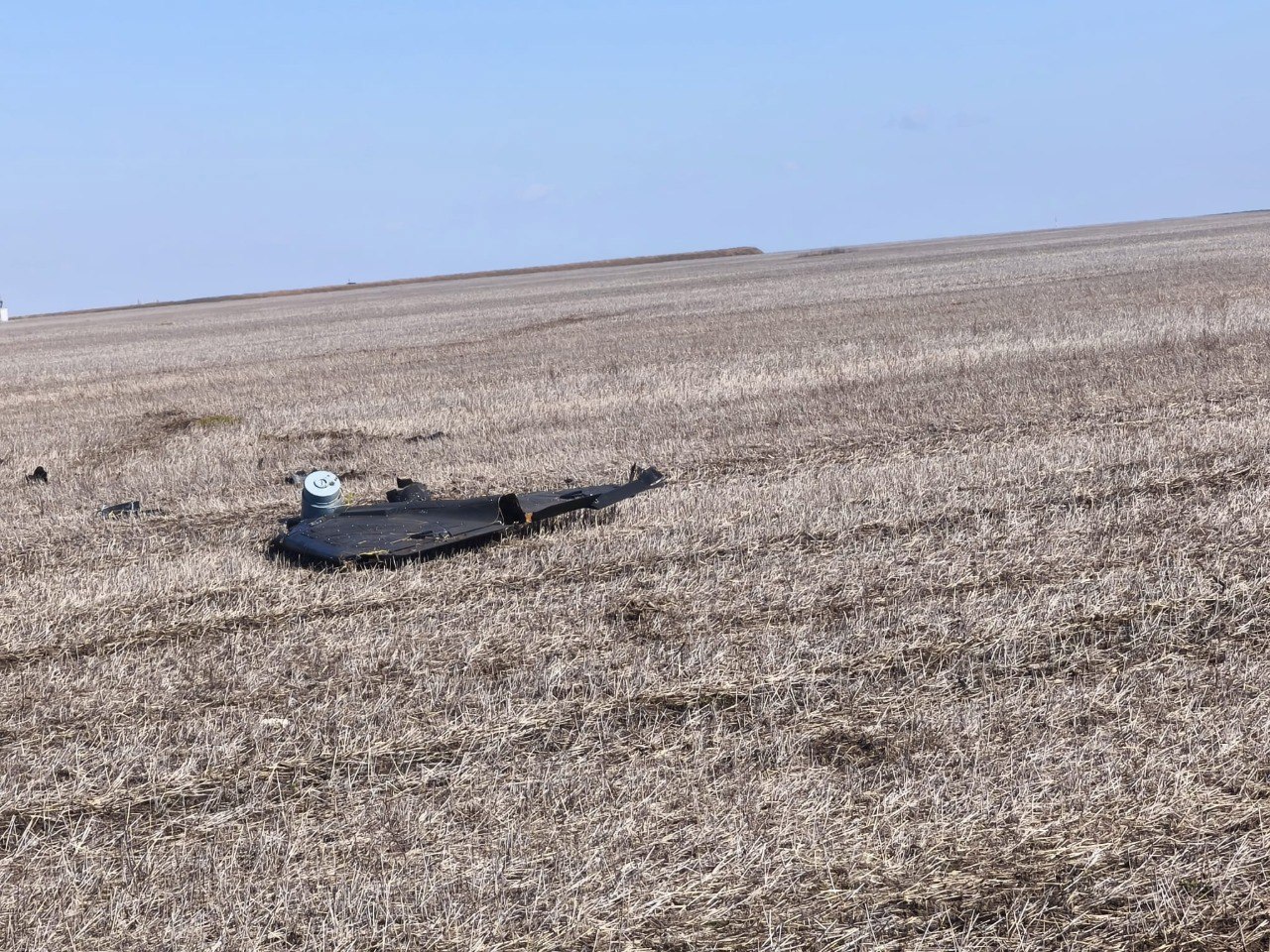 Fragmente de dronă, depistate în localitatea Tudora, la aproximativ 500 de metri de frontieră 