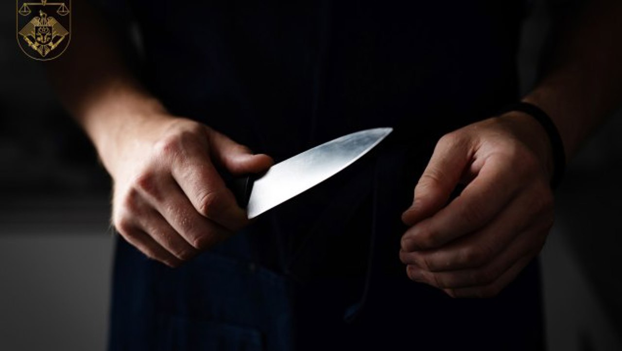 Crimă în subsolul unui bloc din Chișinău: Bărbat, condamnat la 12 ani de închisoare după ce și-a ucis amicul și a amenințat polițiștii