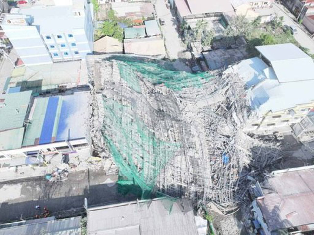 Mai multe persoane sunt date dispărute în urma prăbușirii unei clădiri din Filipine