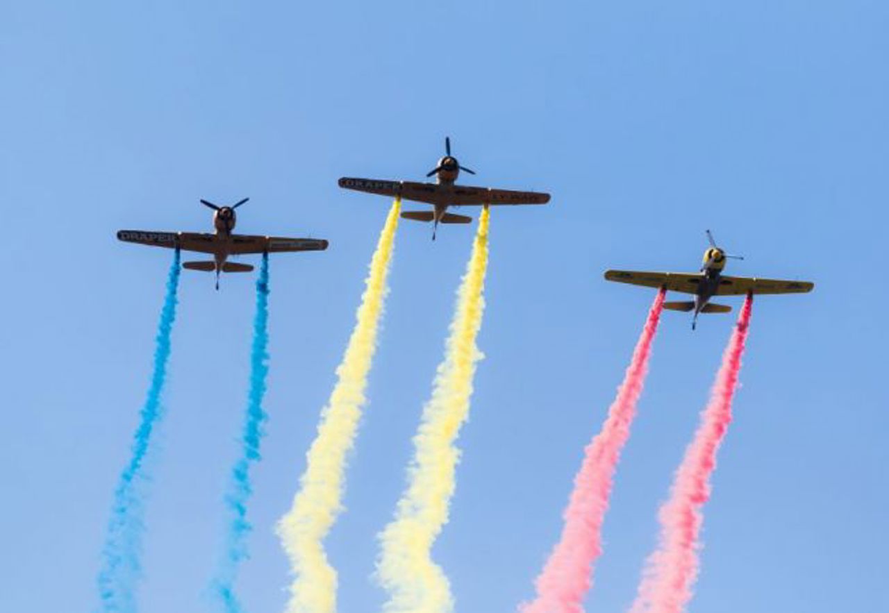 Romanian Aviation Day, marked with an air show and laying of flowers in memory of the aviator heroes