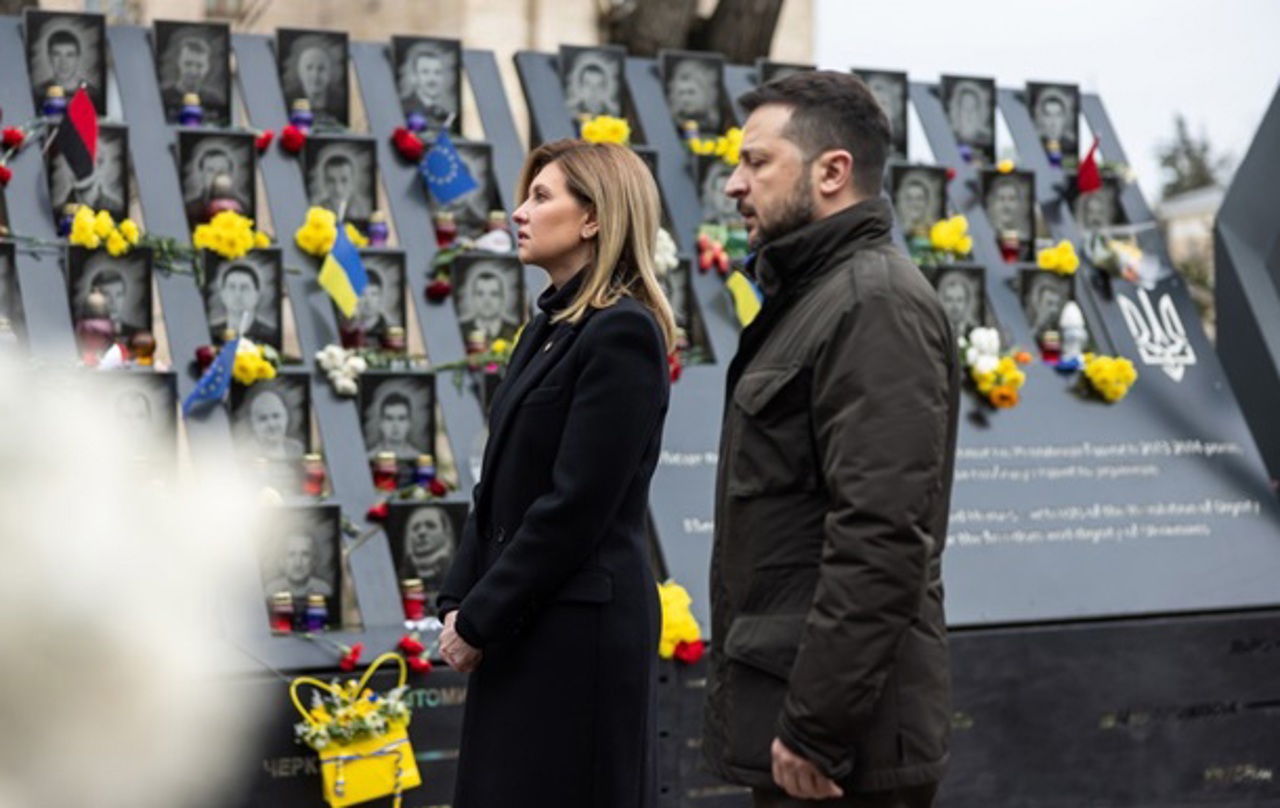 Украина отмечает День героев Евромайдана. Зеленский: "Это напоминание о том, что наше единство невозможно победить"