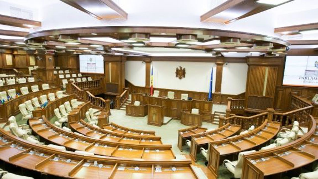 Parliament convenes in the first spring session. Extending the state of emergency is on the agenda