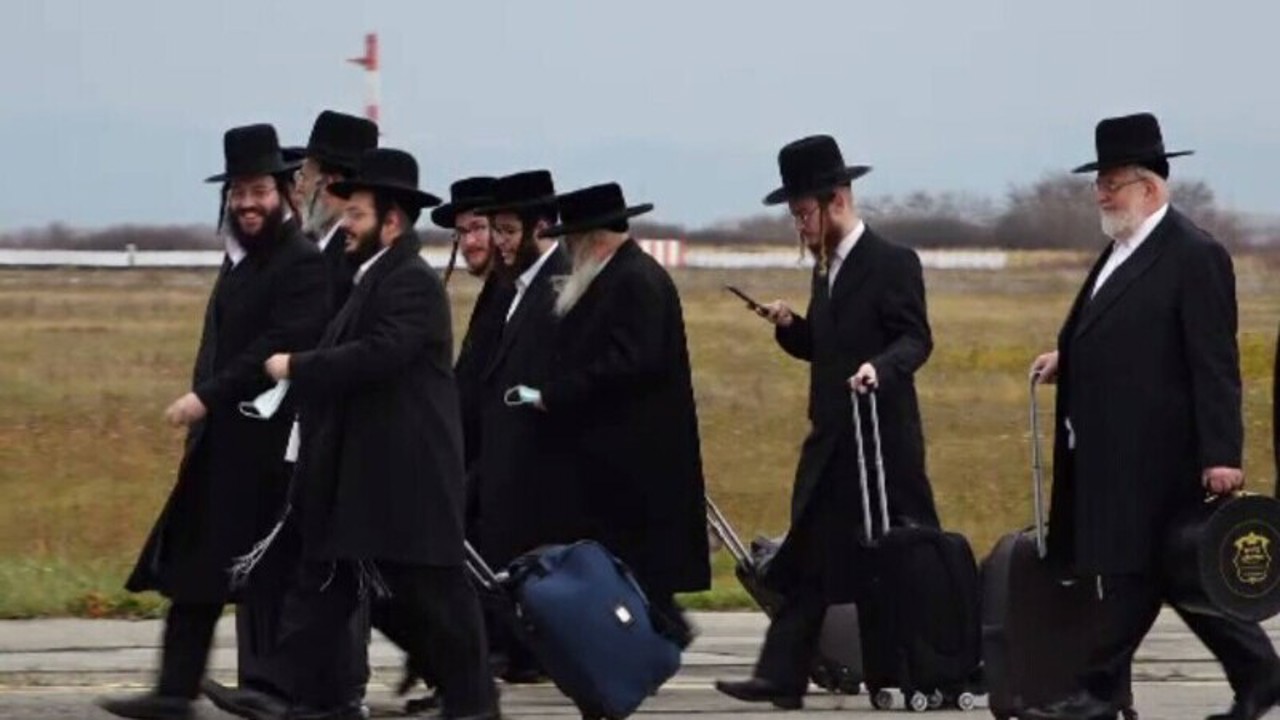 Security concerns as 30,000 Hasidic Jews cross Moldova