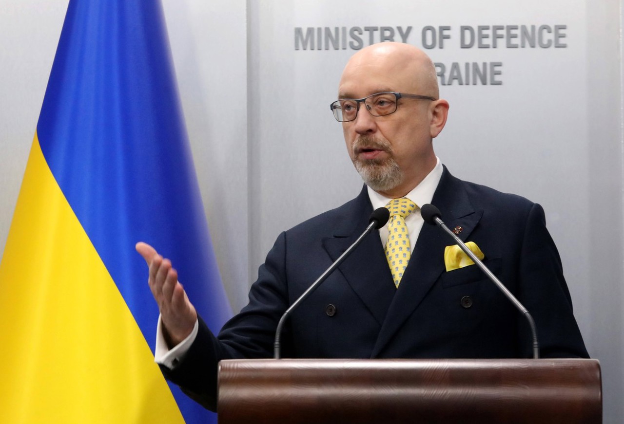 Ukrainian Defence Minister to discuss in Paris stepping up military assistance to Ukraine