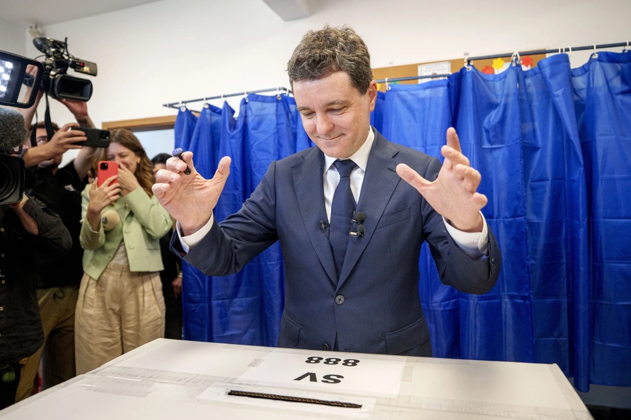 Candidate profile // Nicușor Dan – from civic activist to pro-European alternative