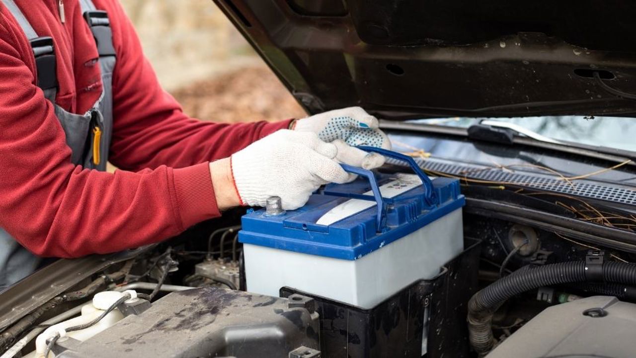 UTIL | Cum evităm defecțiunile automobilului în sezonul rece. Recomandările specialiștilor