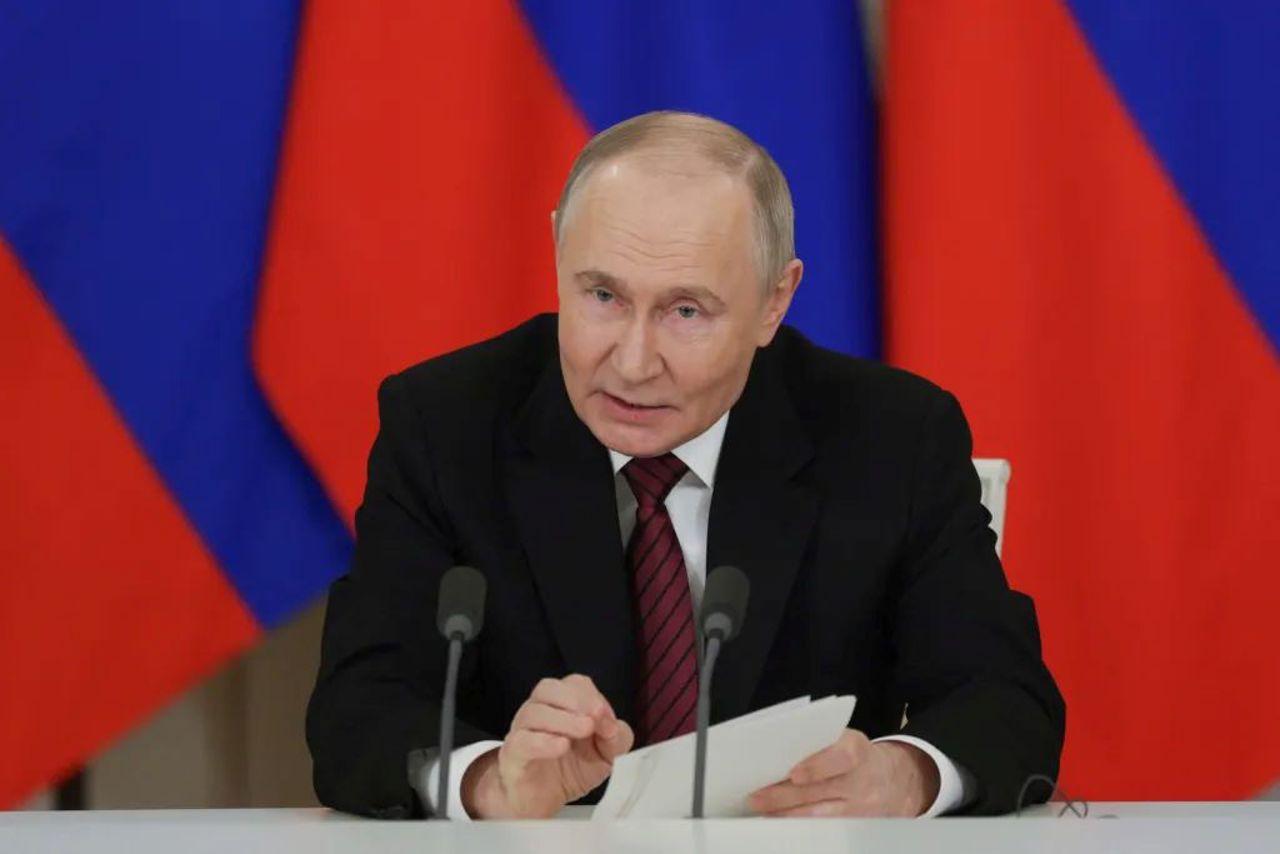 Putin propune discuții directe de pace cu Ucraina după trei ani de război: „Oferta noastră este pe masă” 