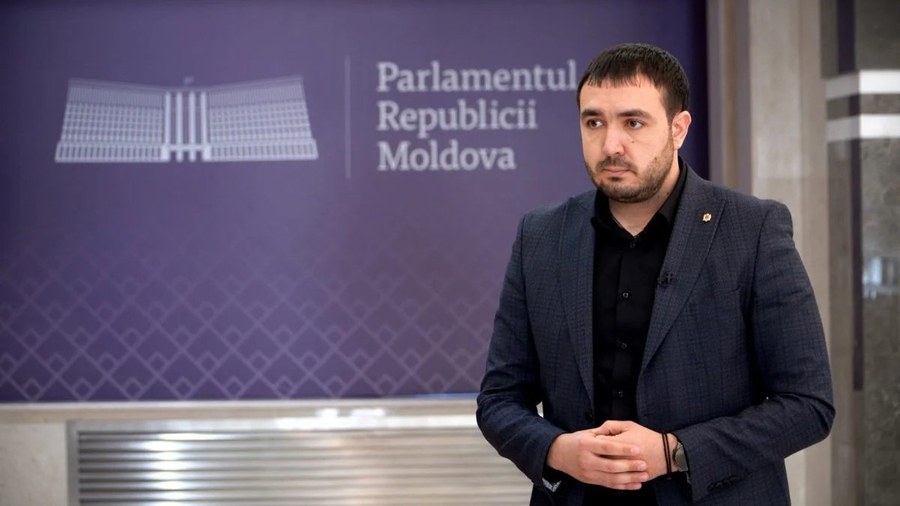 Member of Parliament Alexandr Suhodolski lost salary, allowances, and compensation over unexcused absences