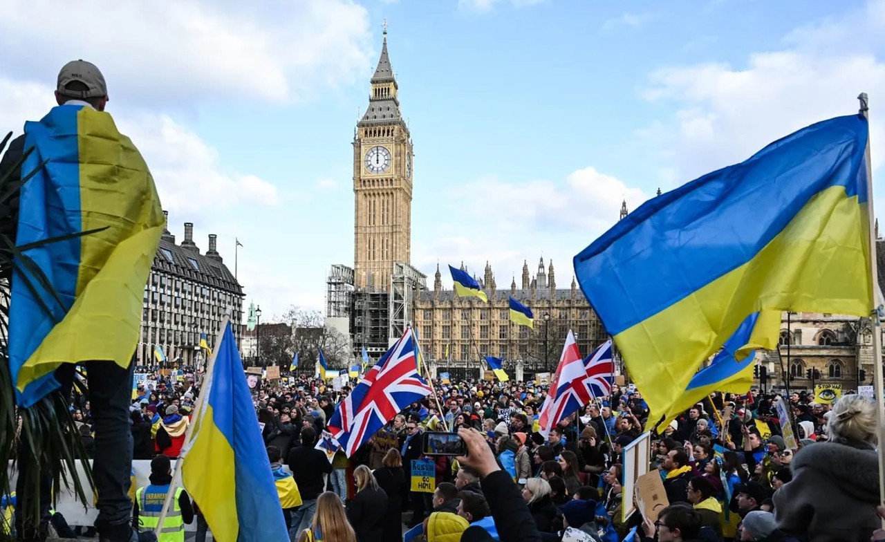 Marea Britanie va aloca Ucrainei cel mai mare pachet de ajutor din istorie