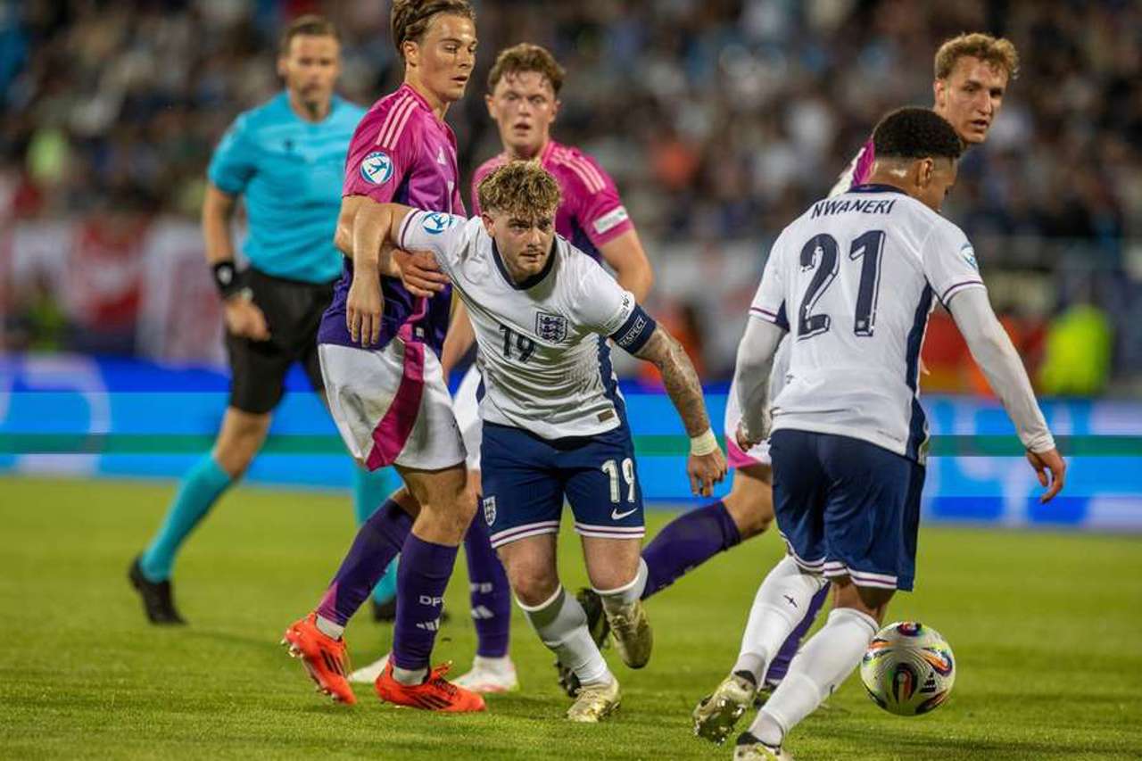 Rivalele europene s-au calificat în finala Campionatului European de tineret „sub 21 de ani”: pentru trofeu vor lupta Anglia și Germania 