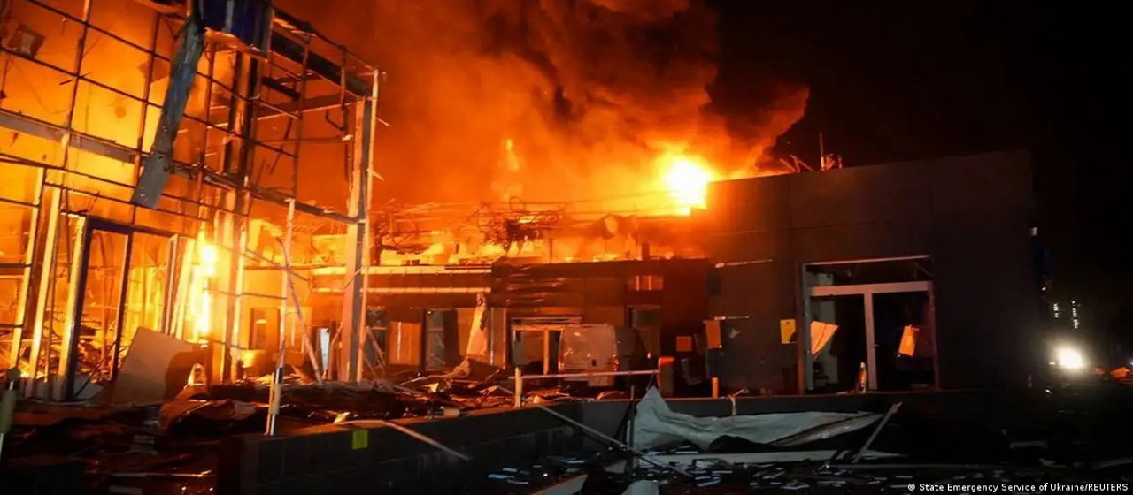 Atac masiv cu drone asupra Ucrainei: Odesa și Dnipro lovite în timpul nopții, incendii în blocuri și mai mulți răniți