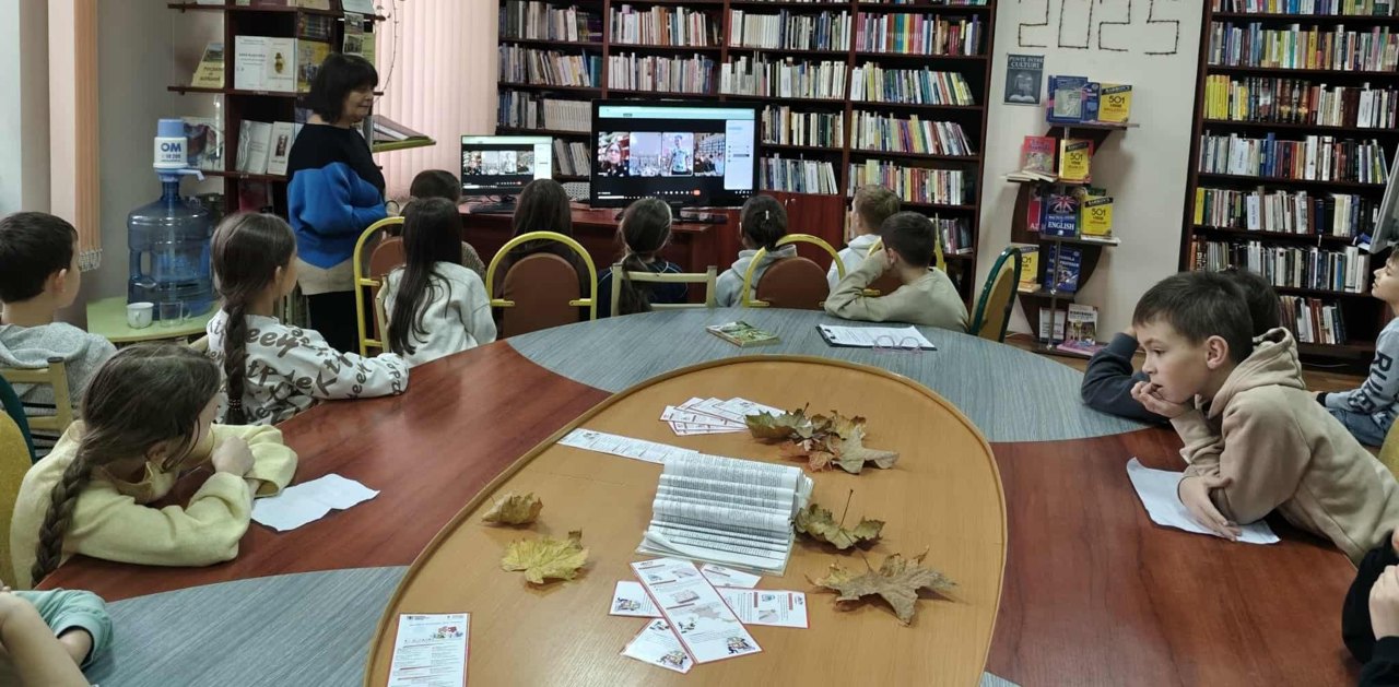 Rețea națională de laboratoare literare pentru elevi: Școlile primesc dotări și mentorat