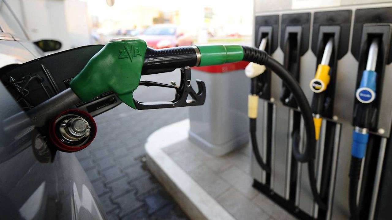 Junghetu: Autoritățile trebuie să monitorizeze piața carburanților și eventualele practici incorecte