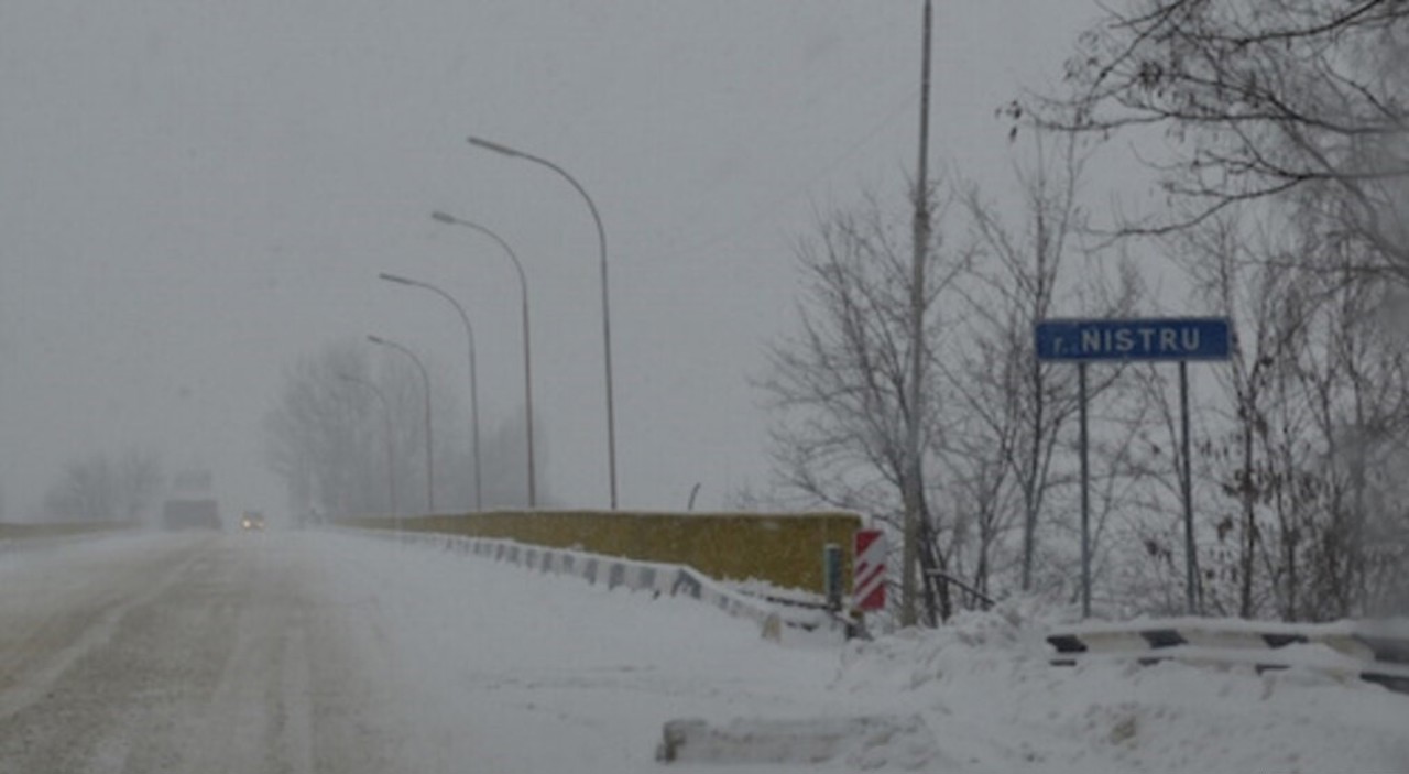 Tensiuni între Tiraspol și Chișinău după intrarea în vigoare a noului Cod Vamal. În stânga Nistrului oamenii au ieșit la protest