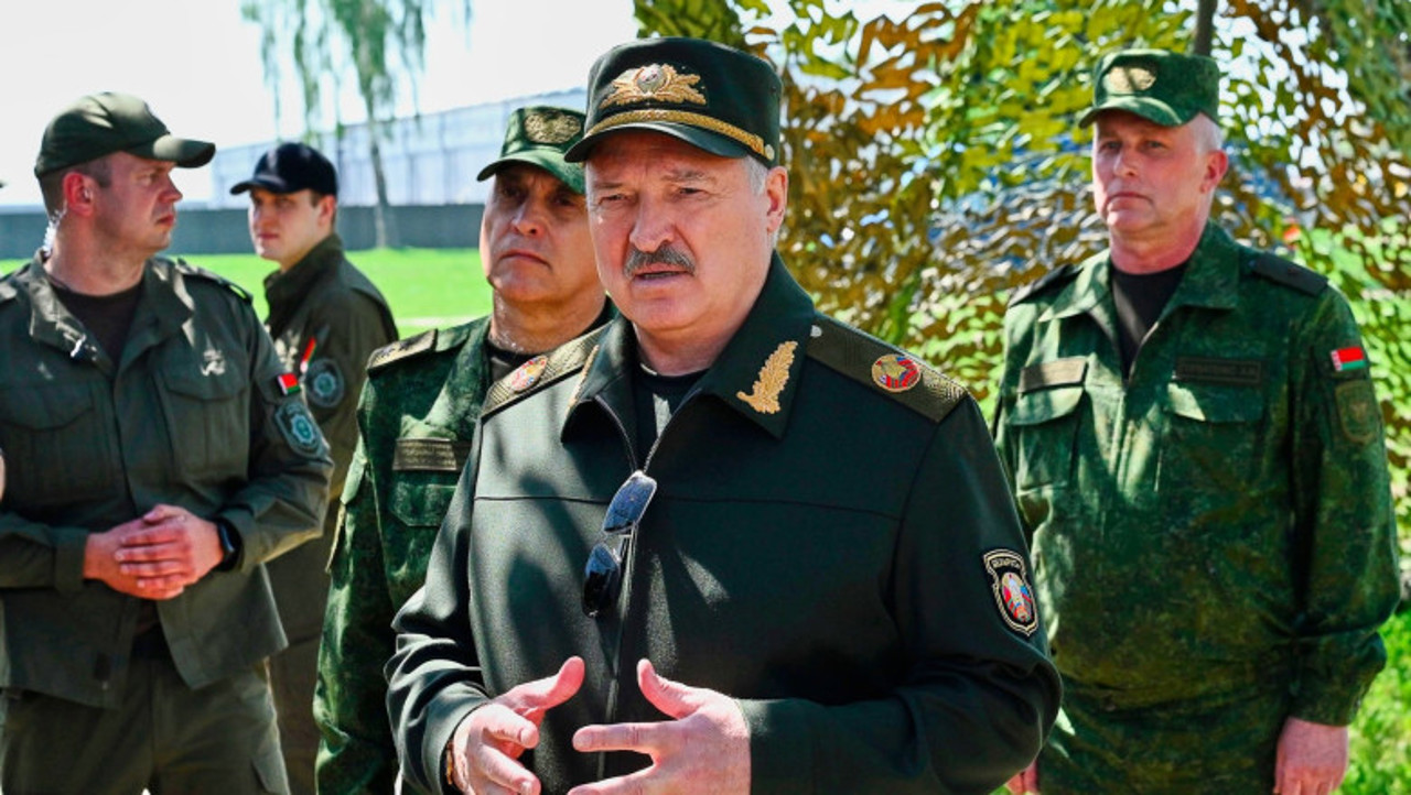 Belarus nu intenționează să intre în război cu Ucraina, afirmă Lukașenko, dar este pregătit să discute cu Zelenski despre relațiile bilaterale