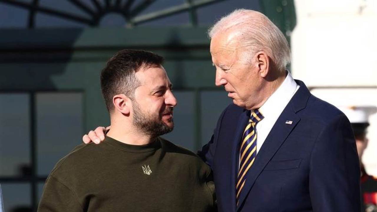 Volodmir Zelenskiy spoke by phone with US President Joe Biden about the armed rebellion in Russia