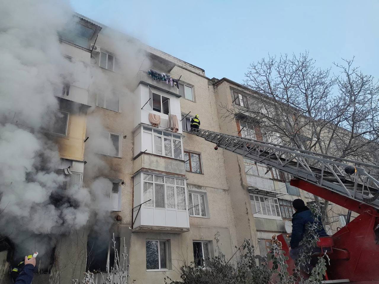Atenție la sobe și aparate de încălzit: Trei persoane, arse de vii într-o singură zi