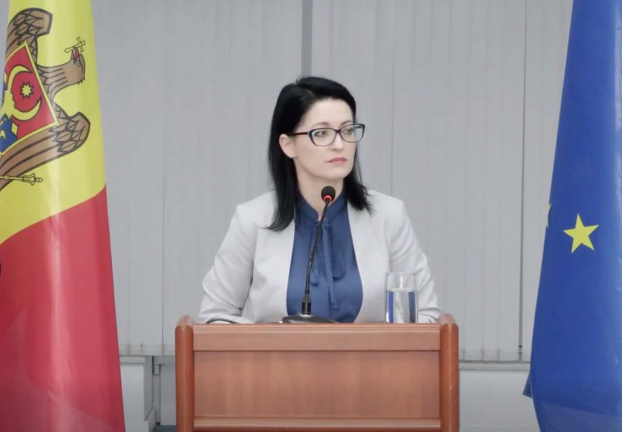 Mai mulți bani la naștere: Ministra Plugaru promite o majorare proporțională cu prețurile produselor esențiale