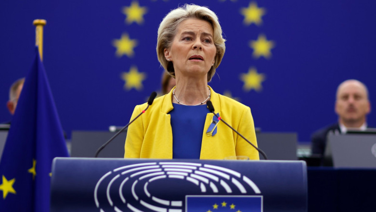 Ursula von der Leyen și-a anunțat echipa. Ce portofoliu a primit România  