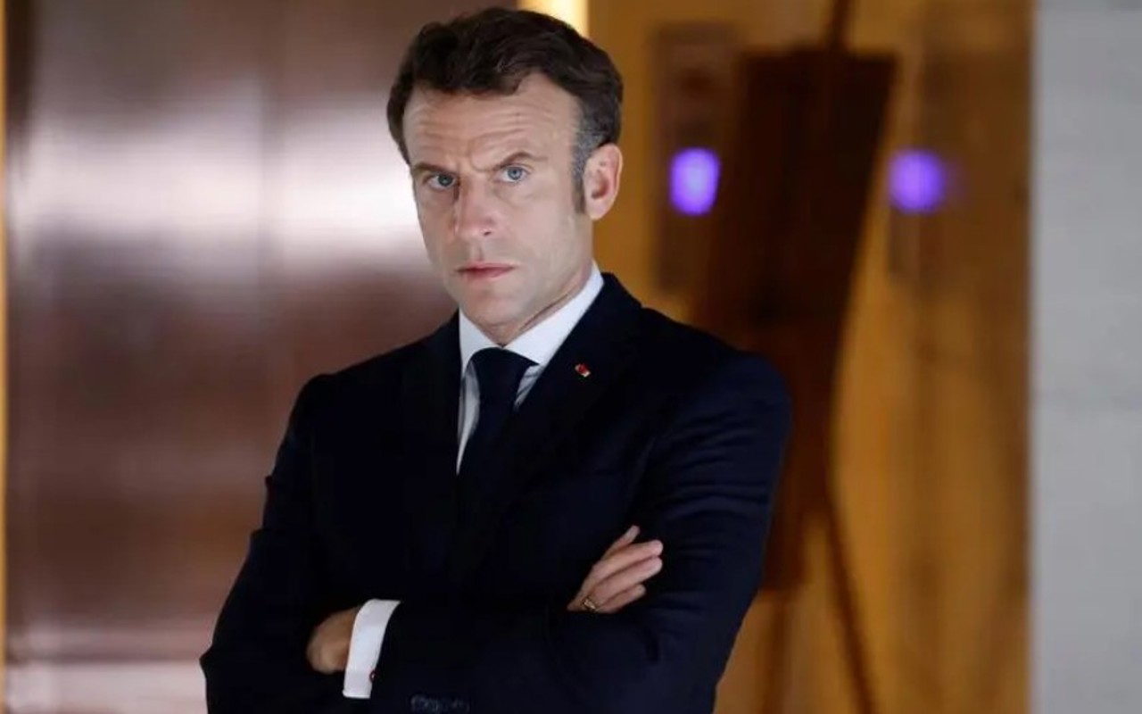 Corespondență Dan Alexe // Franța nu mai are guvern: de cât timp dispune Macron pentru a numi un nou prim-ministru?