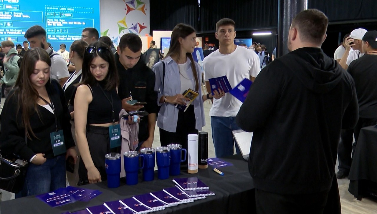 Zeci de companii și-au prezentat ofertele de angajare la IT Career Expo