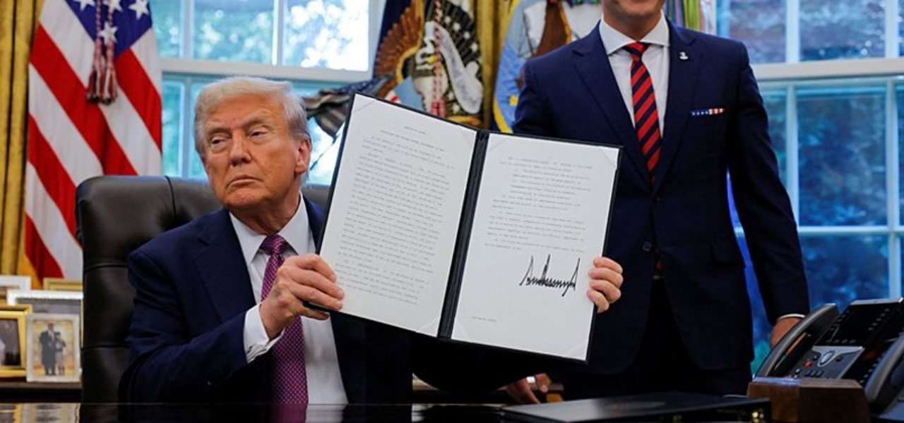 Trump rebrands Pentagon, reviving 'Department of War' title