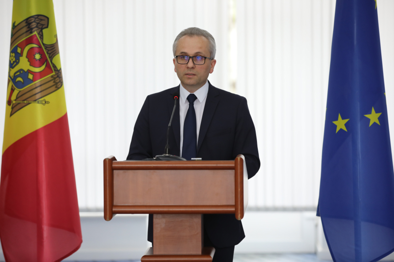 Universitățile și colegiile pedagogice vor putea beneficia de finanțări: MEC a lansat cel de-al doilea apel de propuneri de proiecte