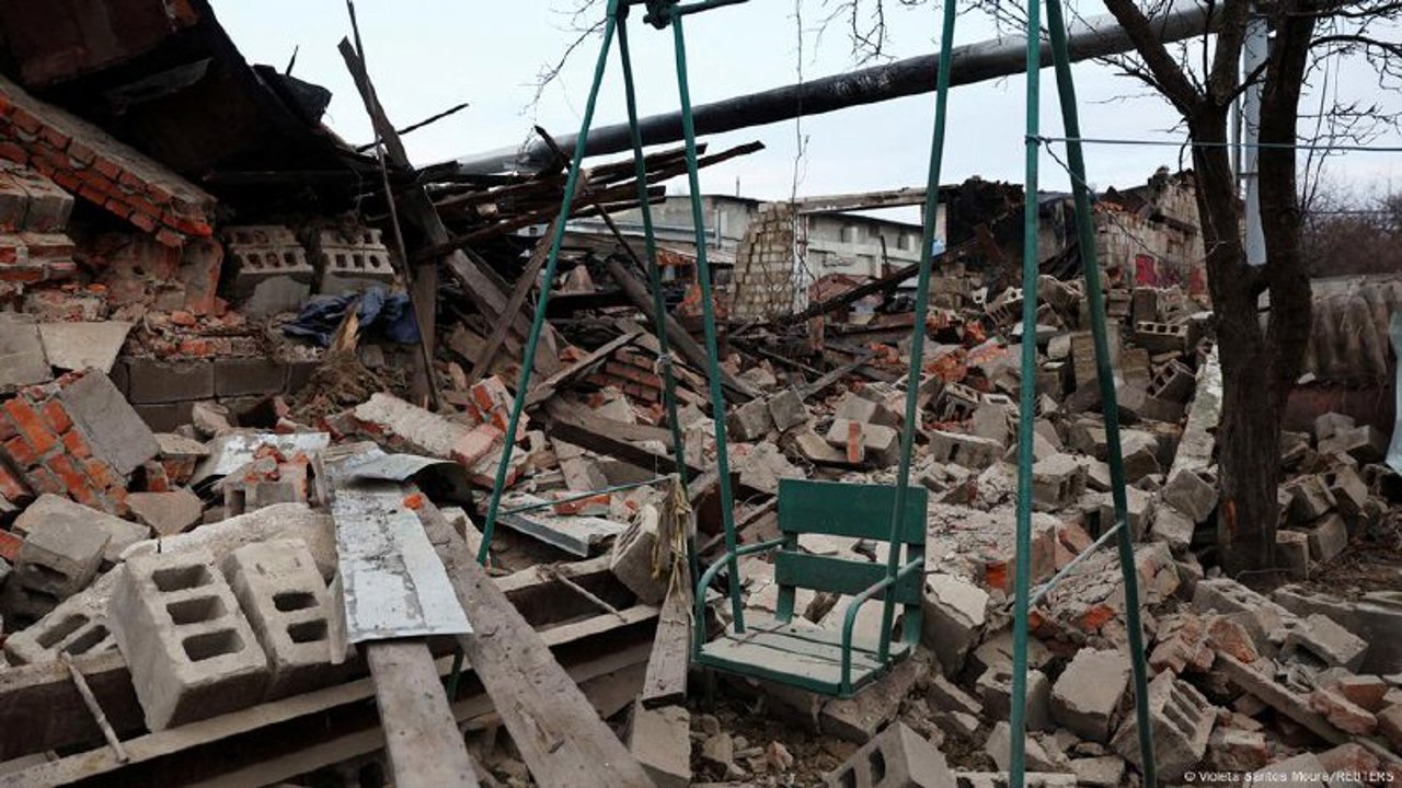 Reconstrucția Ucrainei va costa  850 de miliarde de euro. Kievul propune confiscarea activelor rusești