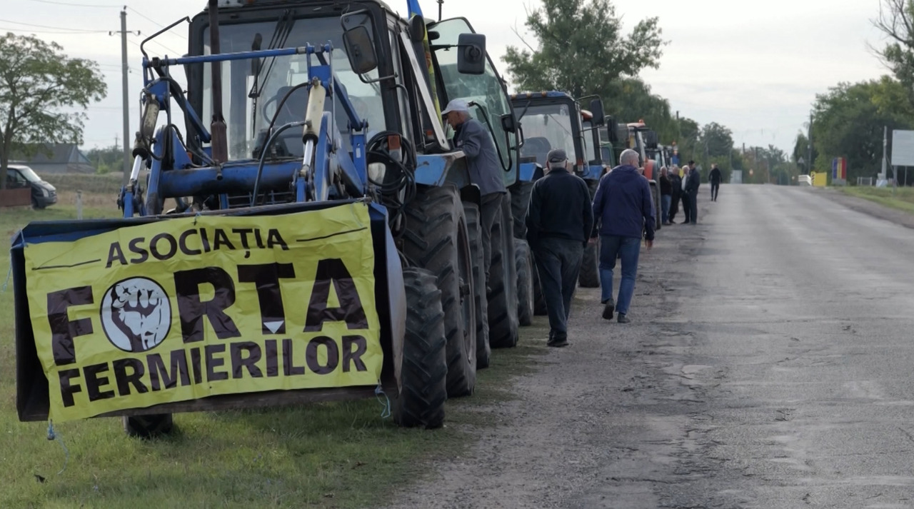 Fermierii au lăsat lucrările de pe câmp și au ieșit la protest. Ce solicită autorităților