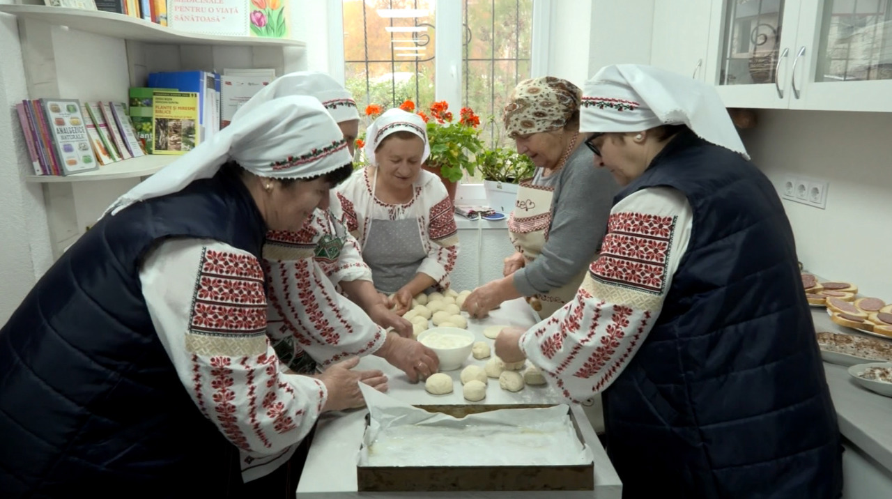 Un nou centru comunitar pune la dispoziția seniorilor din Bălășești activități de recreere și socializare