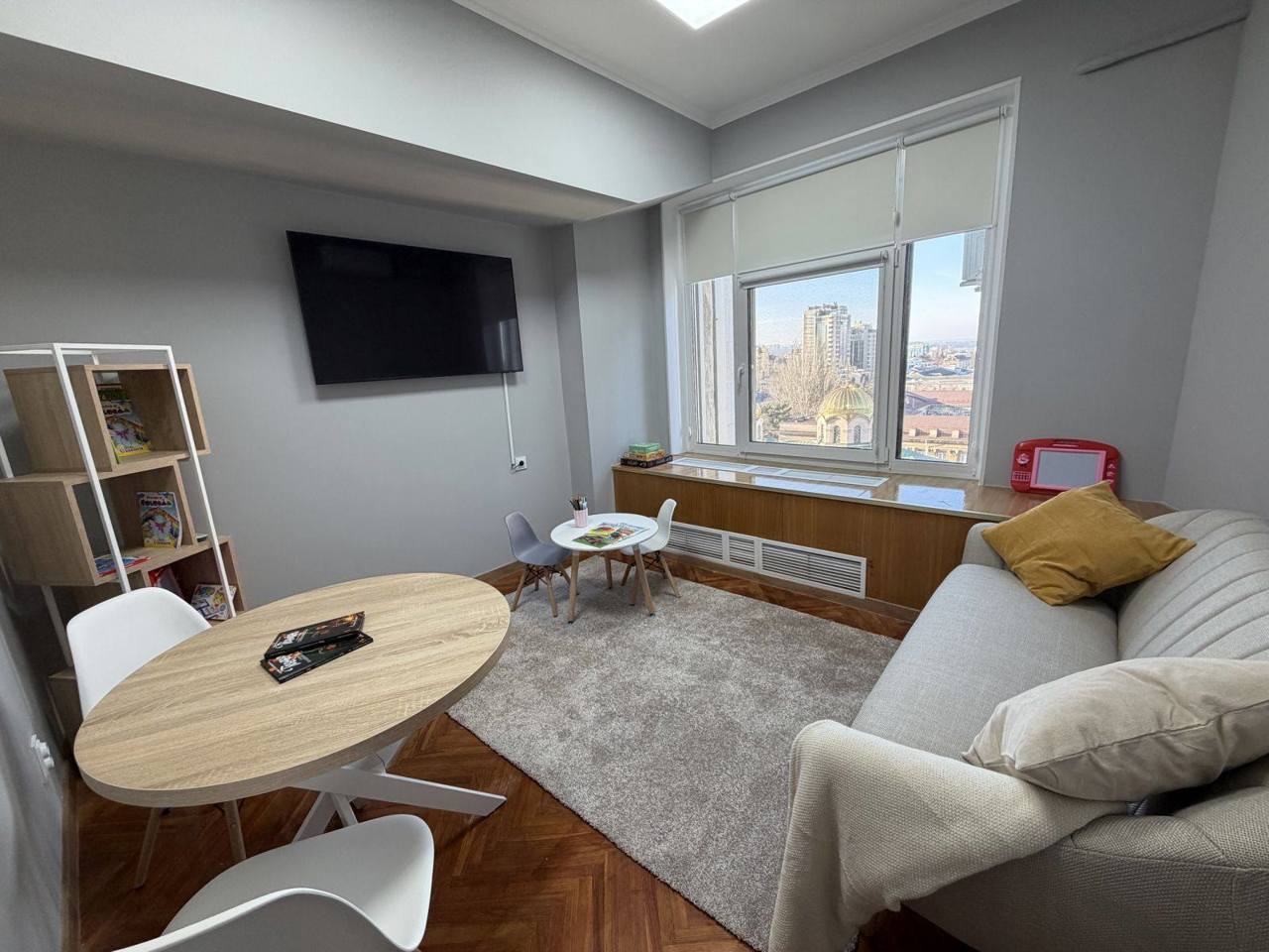 U.S.-backed project inaugurates new hearing room for child victims at Chisinau Court