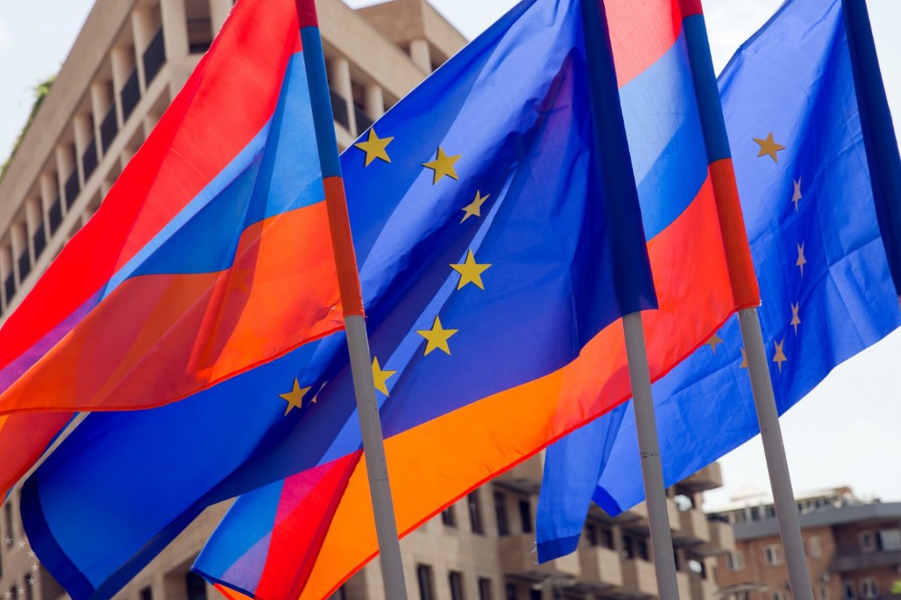 Armenia urged to leave Russian-led organisations and join EU