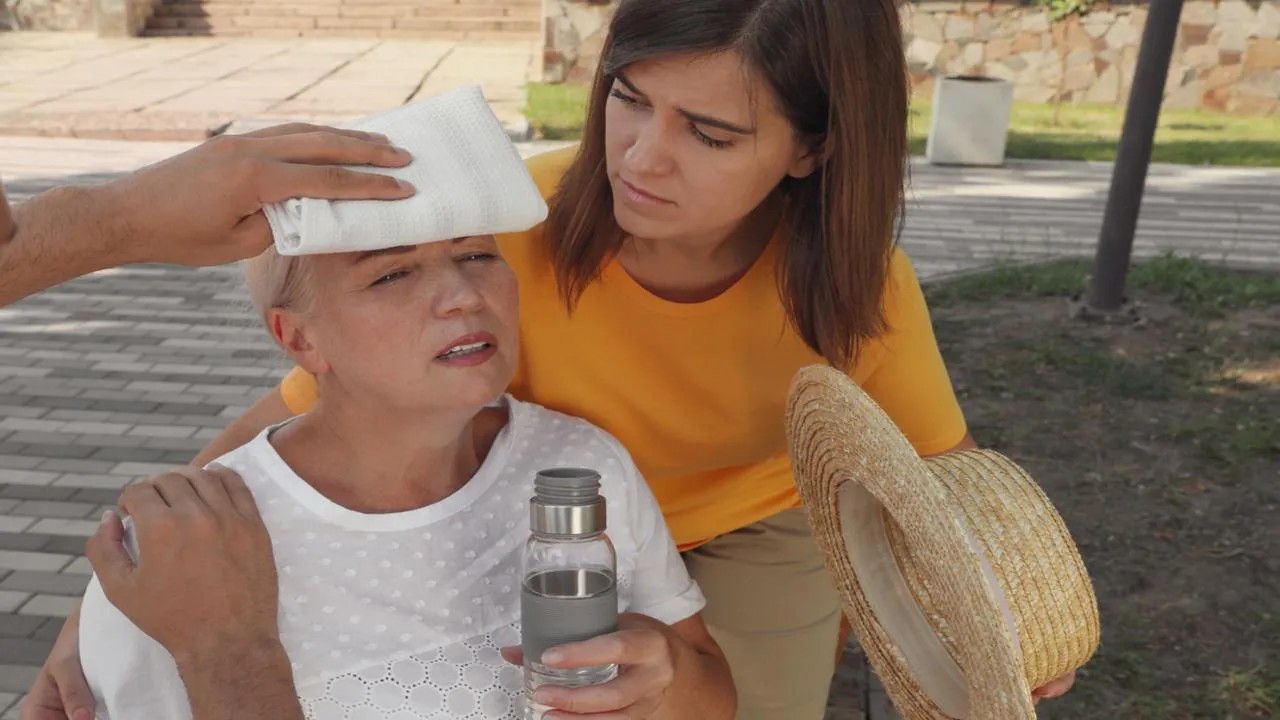 Șase cazuri de insolație la Chișinău. Autoritățile raportează și un caz de febră Q