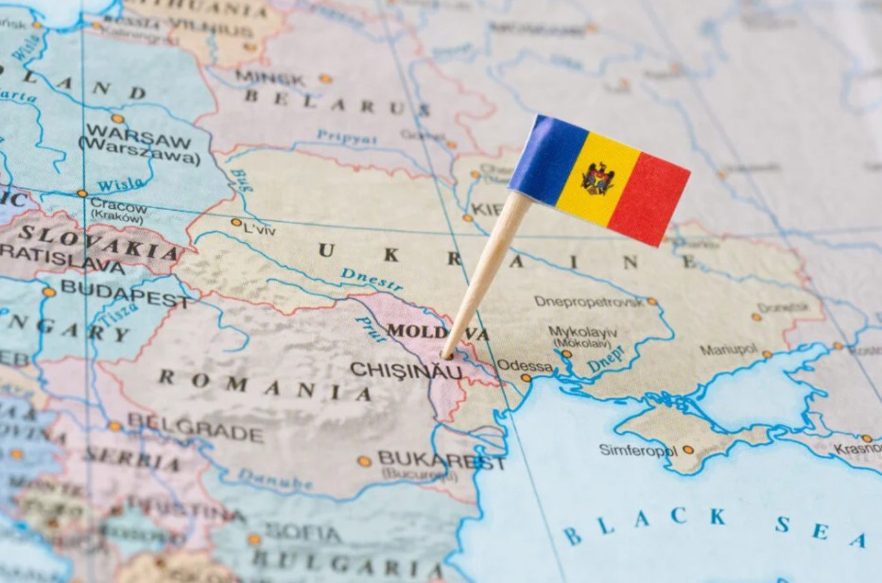 ELECTORALA 2025 // Integrare în UE, inclusiv prin Unirea cu România, sau parteneriat strategic cu Rusia: preferințele geopolitice ale concurenților electorali (Partea II) 