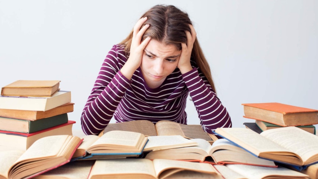 Cum pot elevii, părinții și profesorii să gestioneze stresul în perioada examenelor: Recomandările specialistului