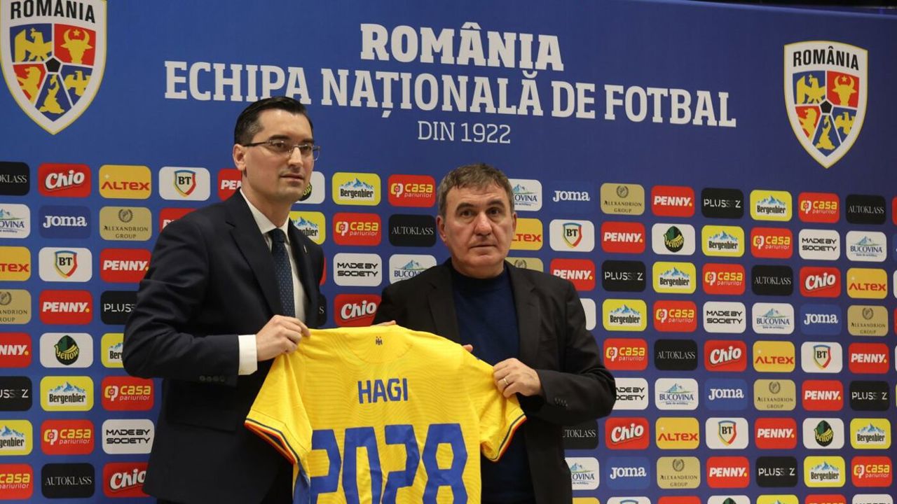 Gheorghe Hagi a fost prezentat oficial ca selecționer al naționalei de fotbal a României