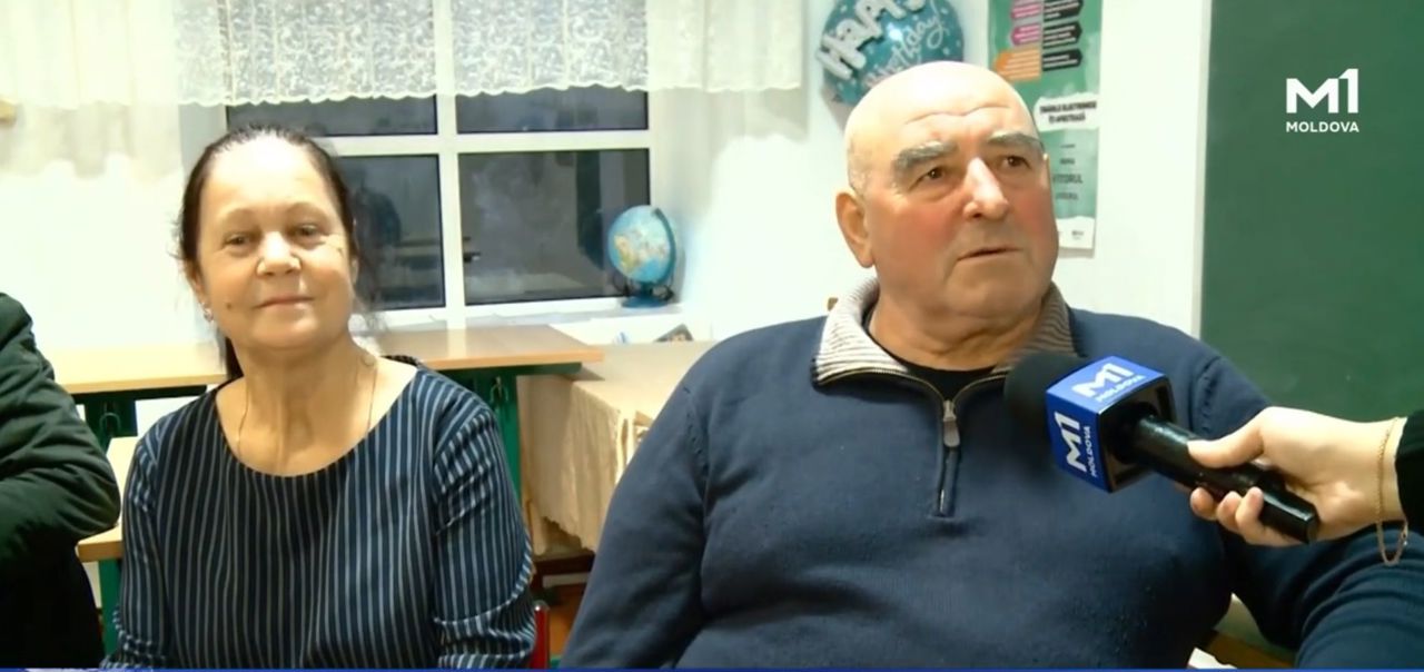 Întâlnirea cu absolvenții, sărbătoare a amintirilor și recunoștinței în școlile din țară