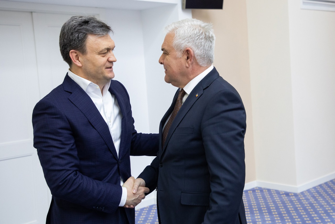 Integration into the EU and the modernization of defense capabilities, discussed by Dorin Recean with the Romanian Minister of National Defense