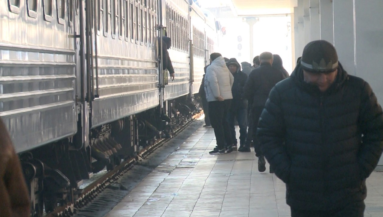 „La Kiev e foarte greu, e o catastrofă”: ce spun ucrainenii care vin la Chișinău  