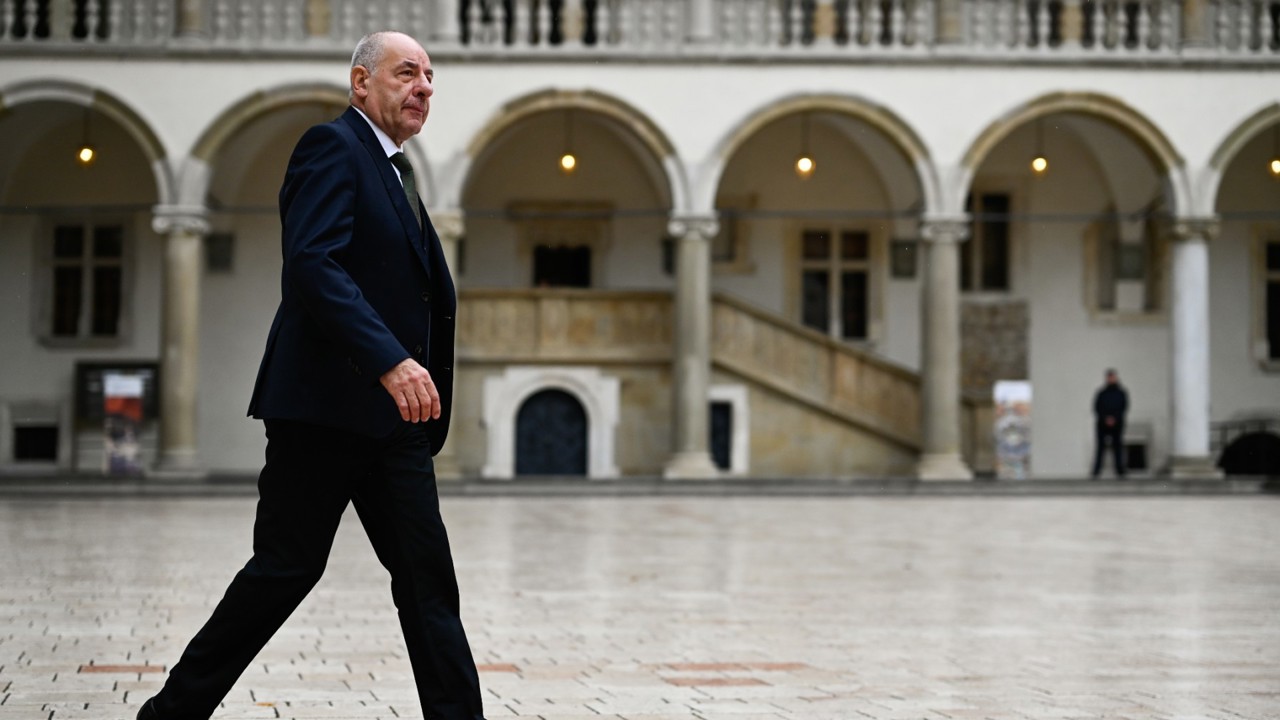 Președintele Ungariei refuză să demisioneze. Premierul Magyar: „Nu face decât să-și apere salariul”