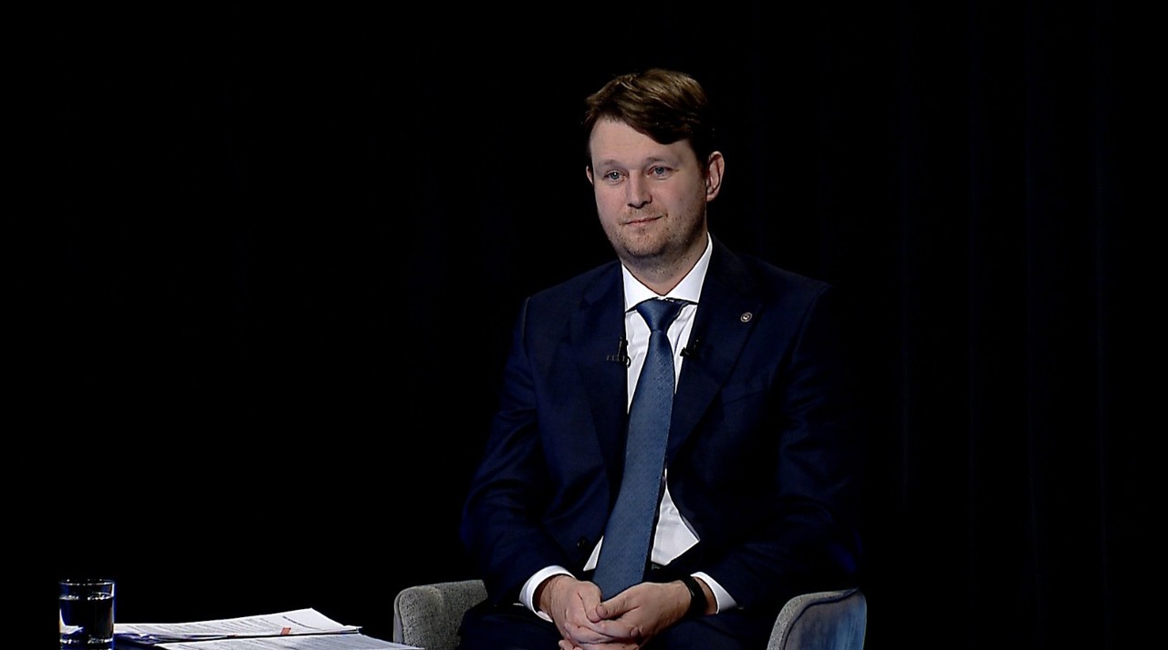 Ministrul Finanțelor: Impactul bugetar al plafonării salariilor de la ANRE, CNPF și ANRCETI nu trebuie supraestimat