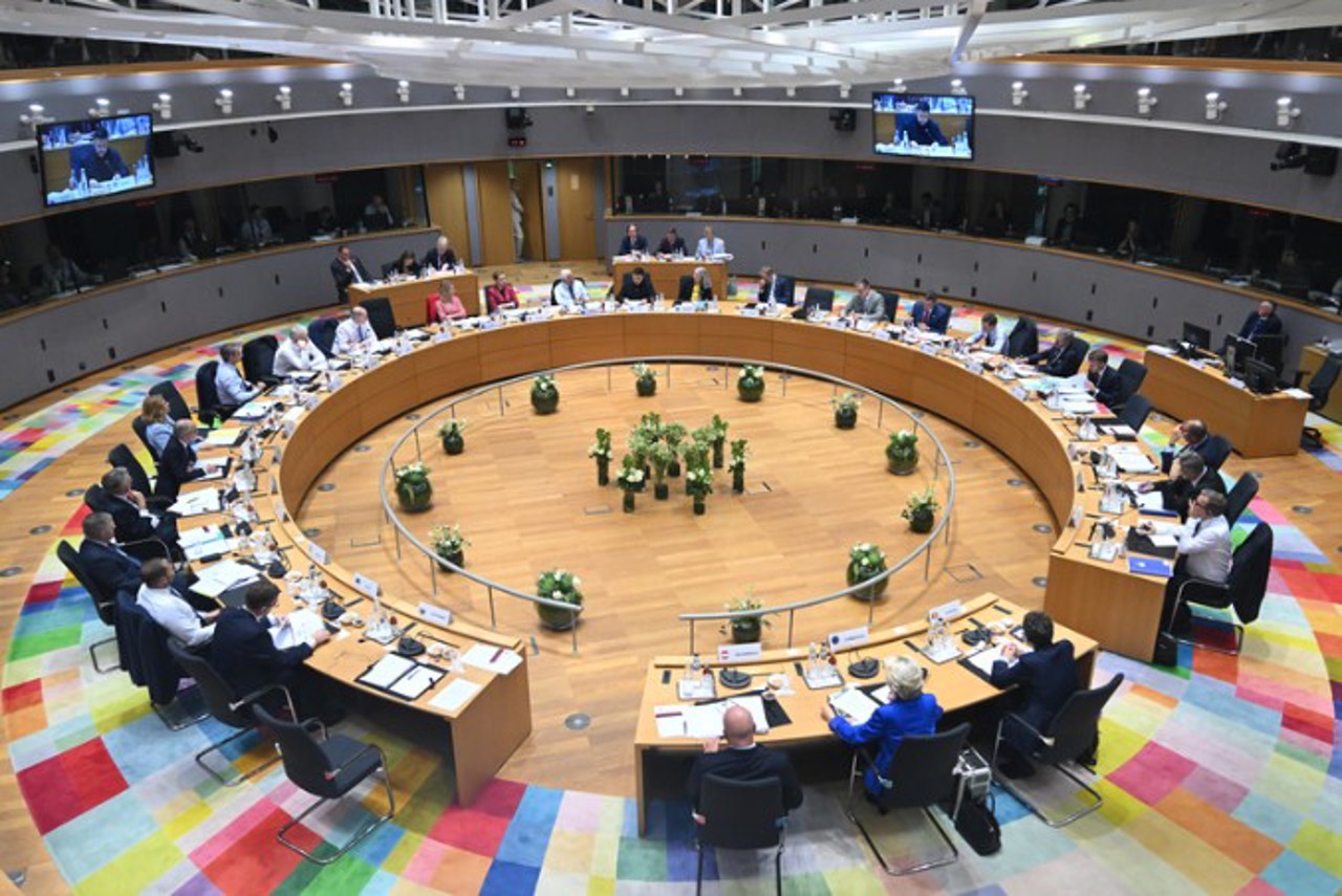 Țările UE aprobă cel de-al 19-lea pachet de sancțiuni. Moscova: „Noile măsuri afectează în primul rând Uniunea Europeană” 